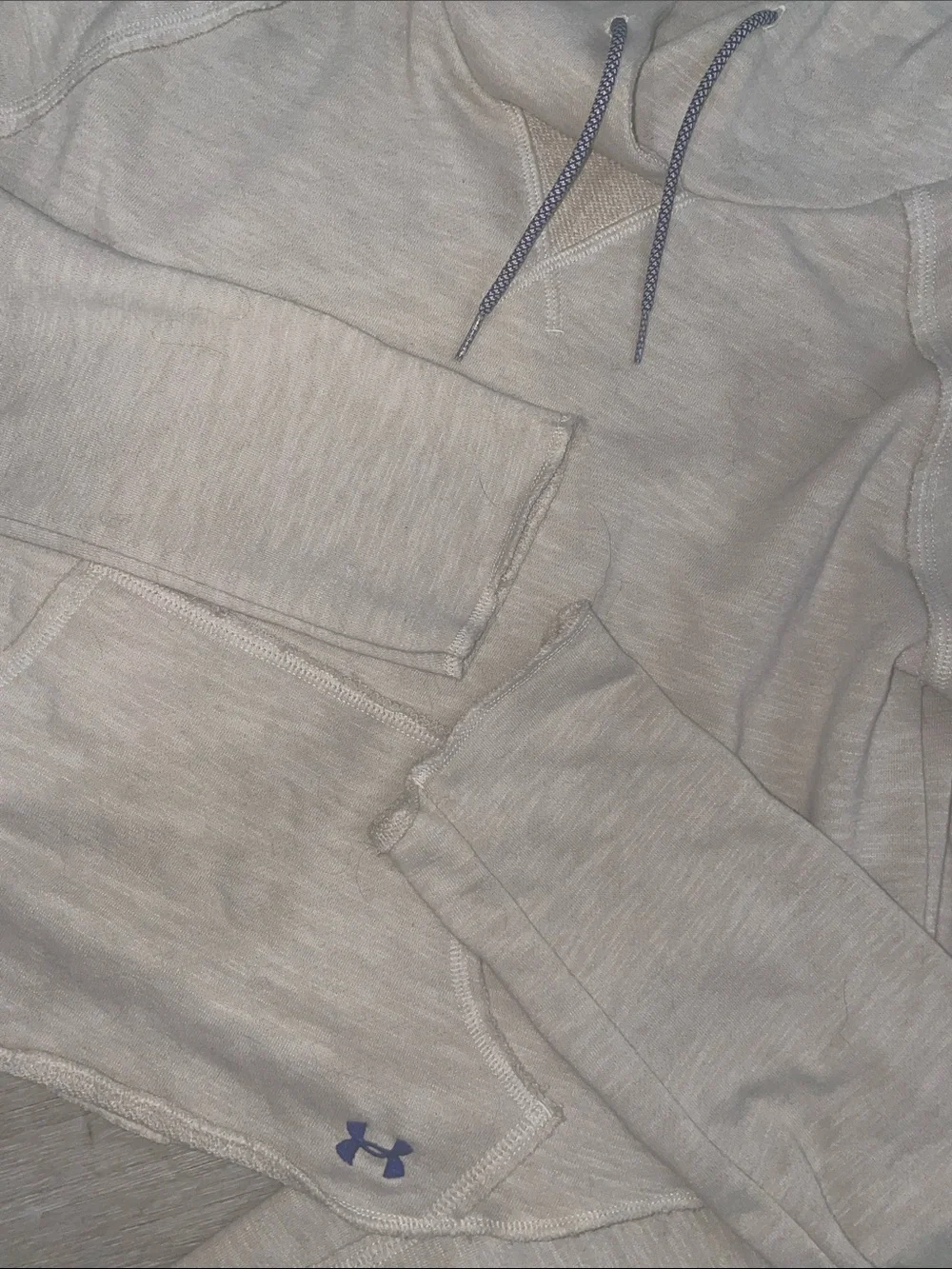 Under Armour Oatmeal Heather Jogger Set with Subtle Blue Logo | Size Small